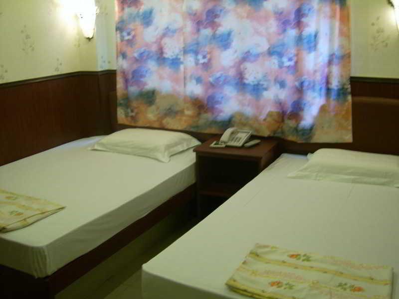 Li'S Chain Hostel Гонконг Екстер'єр фото